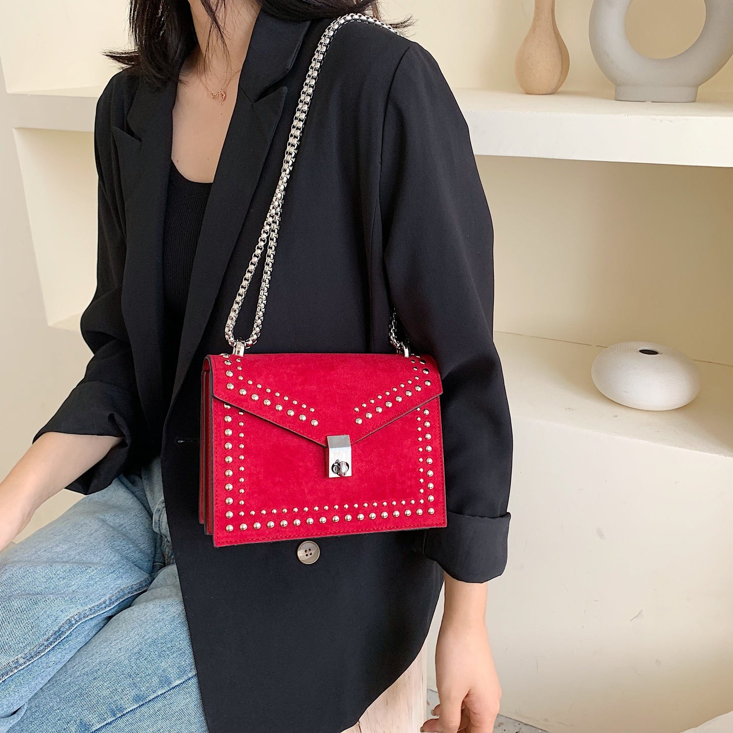 Scrub Leather Chain Rivet Lock Shoulder Bag